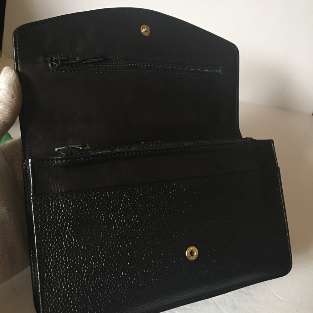 ❤️CLASSIC CHANEL WALLET ON A CHAIN ❤️ - Picture 4 of 13